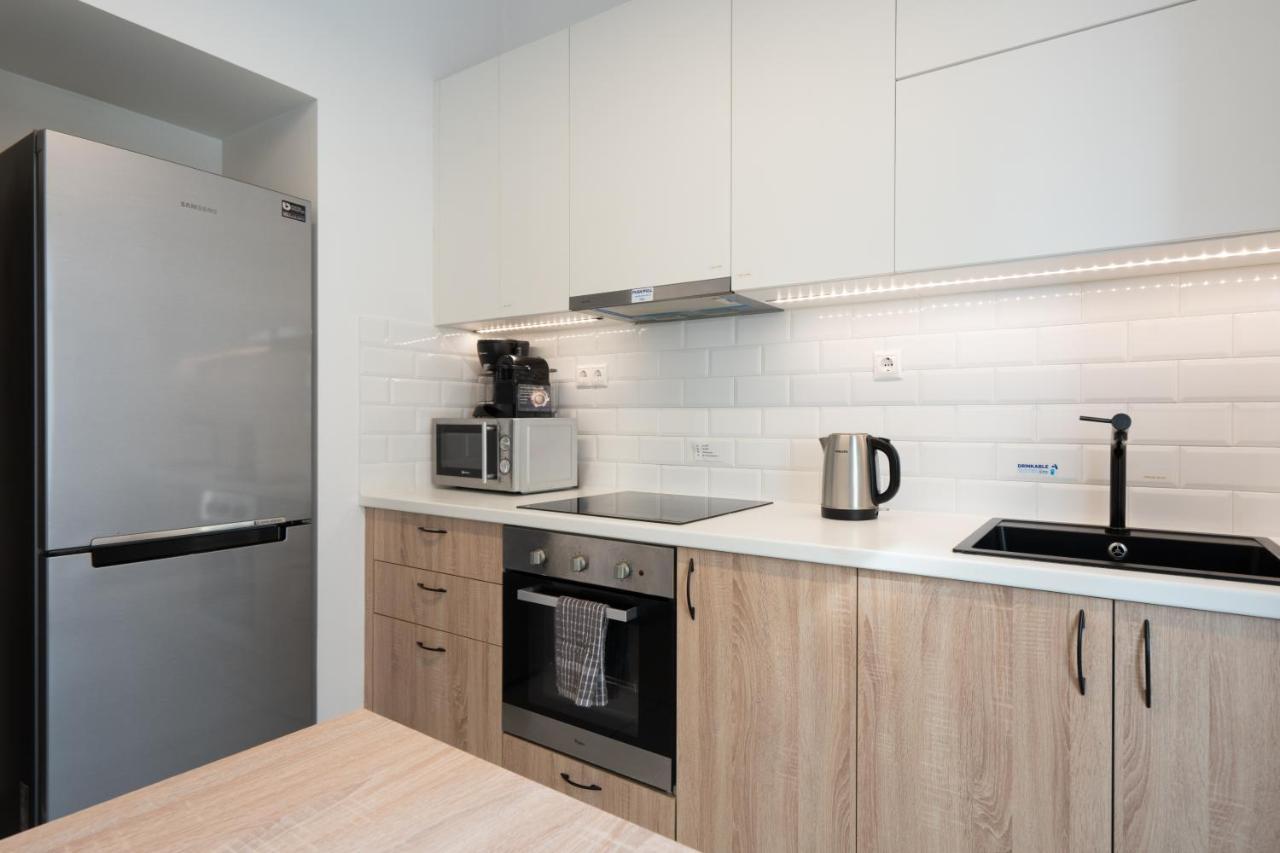 Classy Apartment In Koukaki, Walk To Metro & Acropolis Афіни Екстер'єр фото